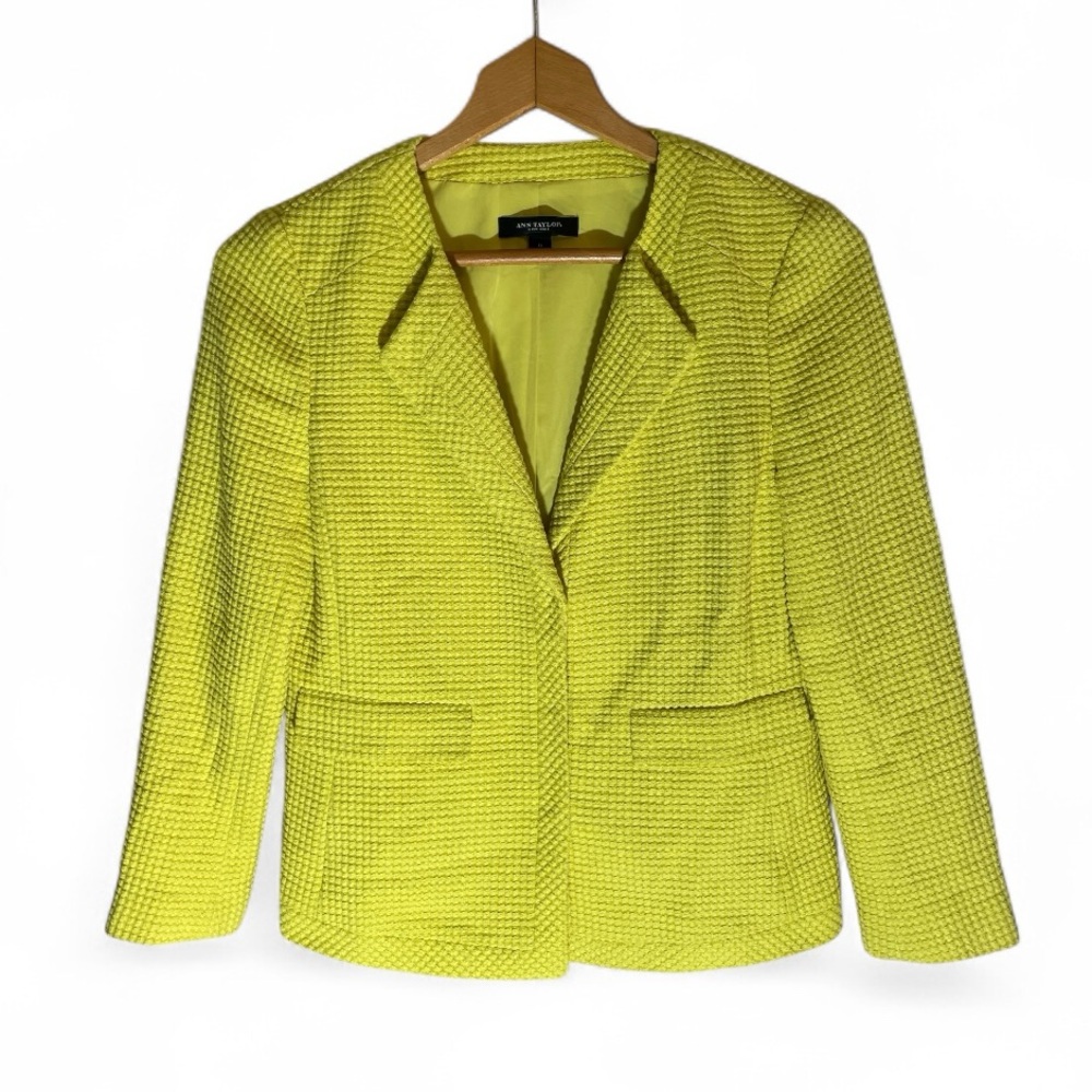 W1 - Ann Taylor size 0 extra small XS Vibrant Yellow Blazer